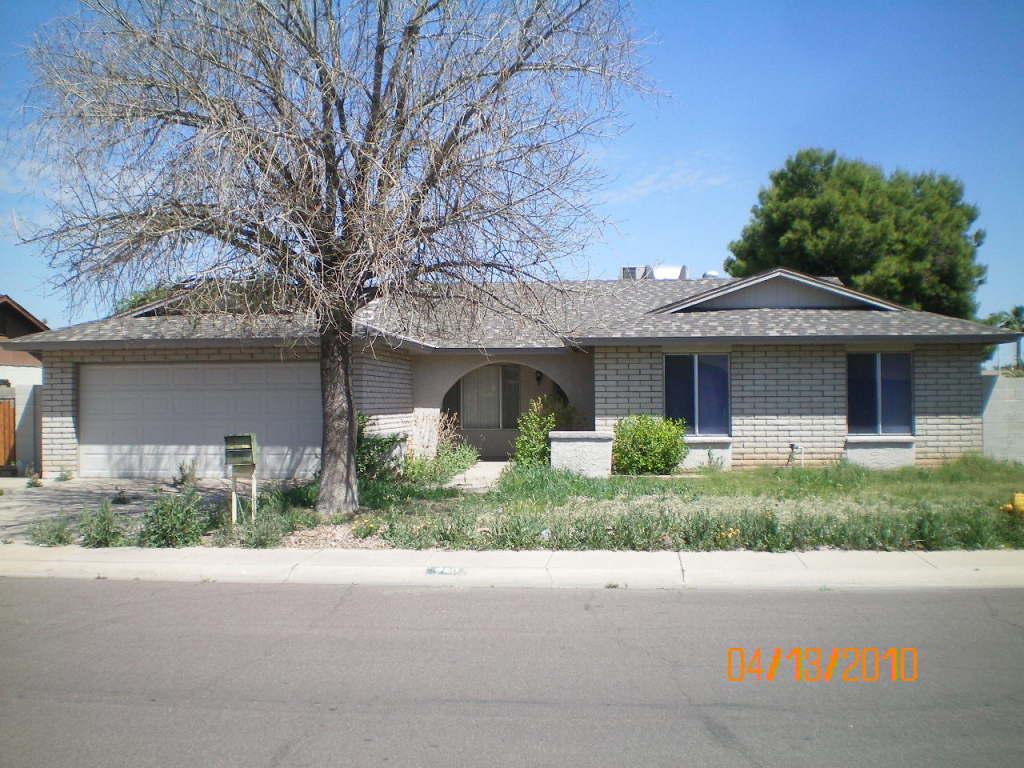 920 W Loughlin Dr., Chandler, AZ 85225