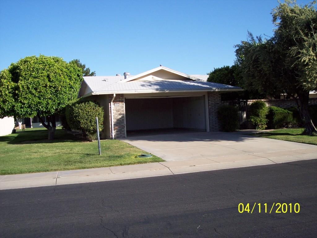 19002 N Concho Cir., Sun City, AZ 85373