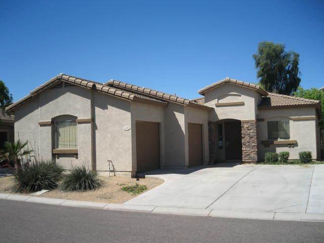 2076 N Holguin Way, Chandler, AZ 85225