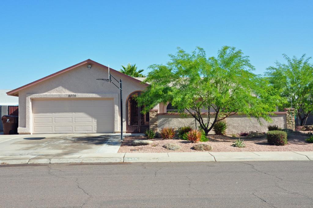 8026 W Larkspur Dr., Peoria, AZ 85381