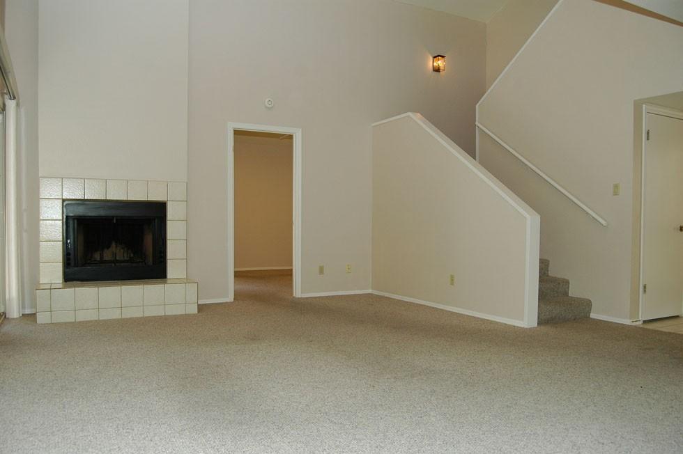13828 N 42 Pl., Phoenix, AZ 85032