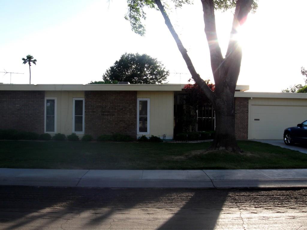 18430 N 104th Ave., Sun City, AZ 85373