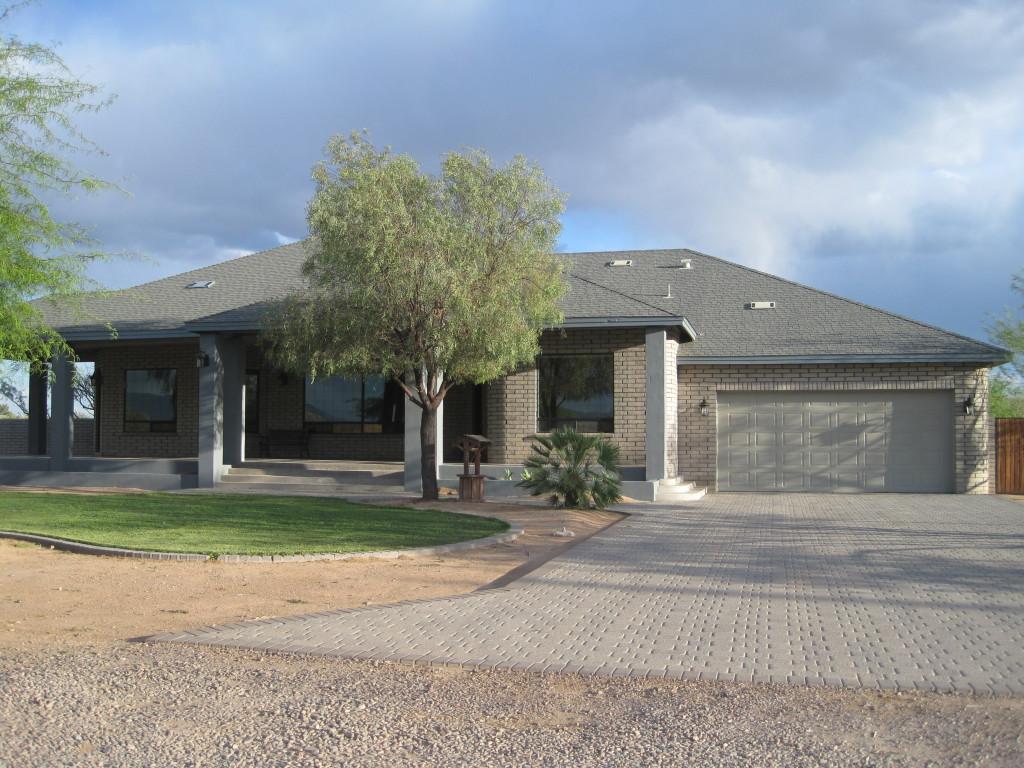 1005 W Dolores Rd., Phoenix, AZ 85086