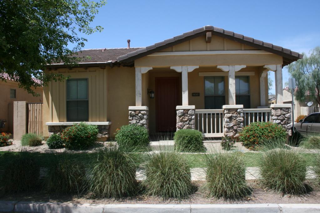 1304 S Los Gatos Ln., Gilbert, AZ 85296