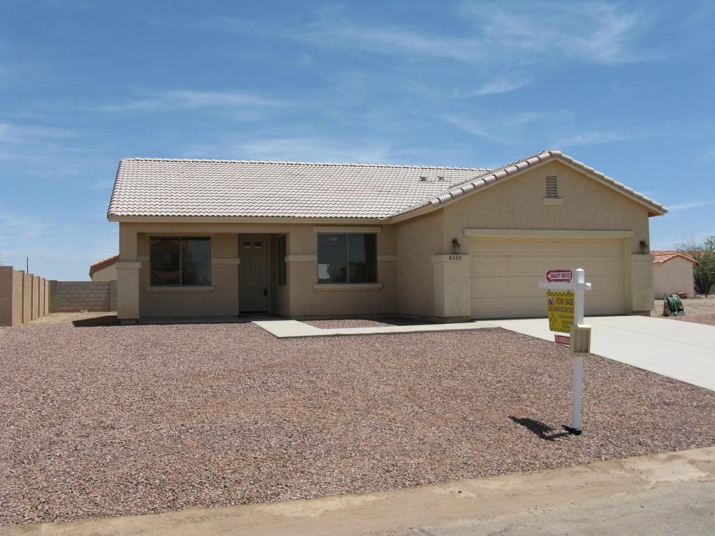 8328 W Santa Cruz Blvd. #2, Arizona City, AZ 85123