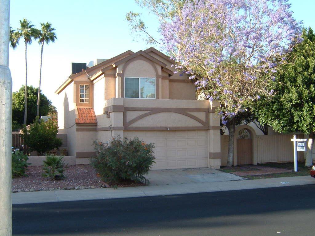 526 E Kerry Ln., Phoenix, AZ 85024