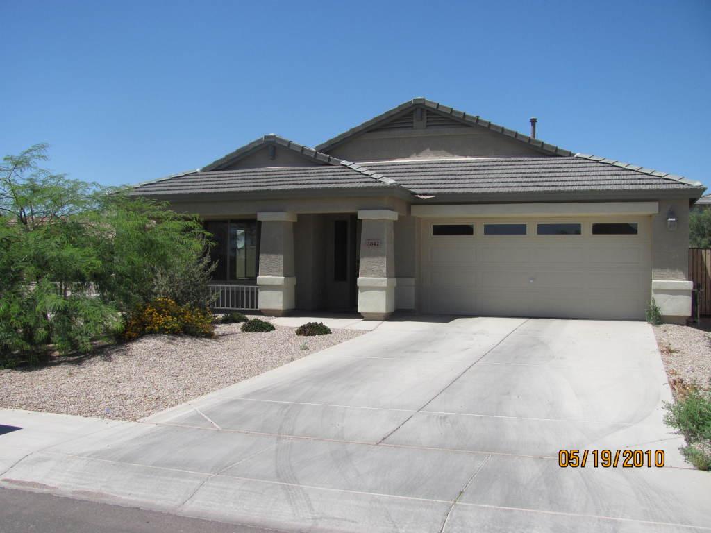 3842 E Aragonite Ln., San Tan Valley, AZ 85143