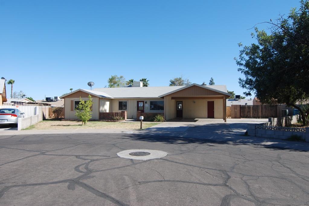 832 N 60th Ave., Phoenix, AZ 85043