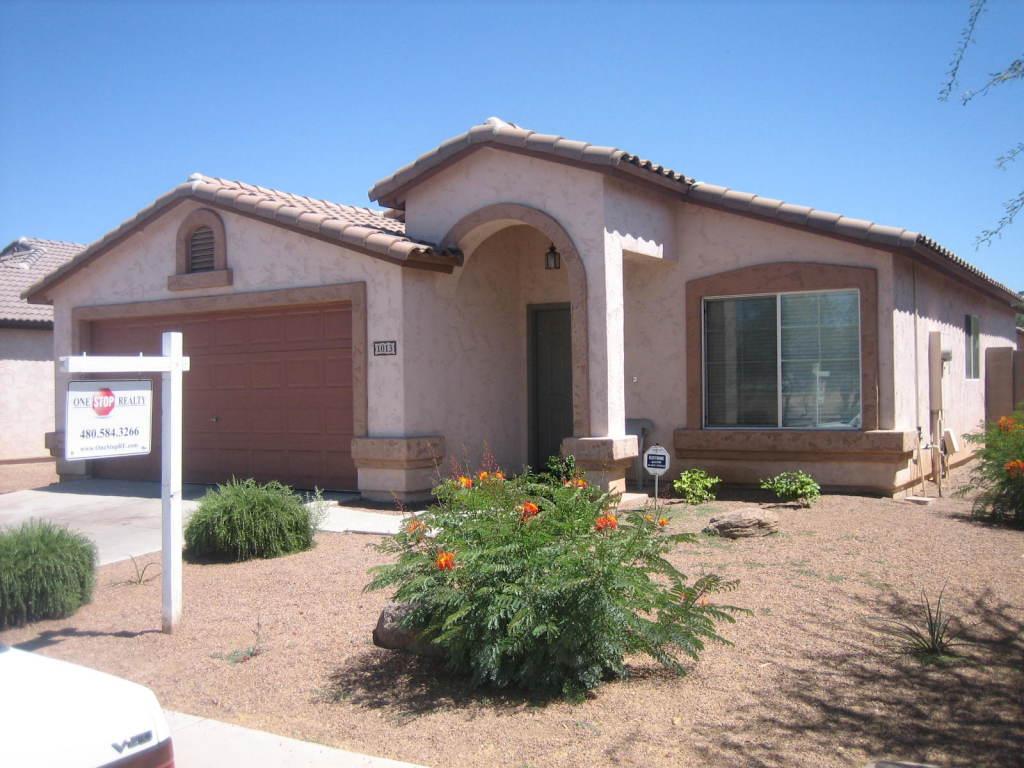 1013 E Grenadine Rd., Phoenix, AZ 85040
