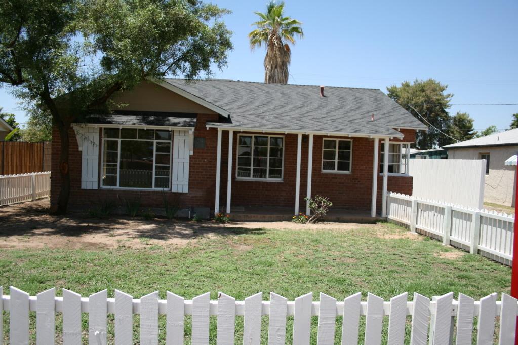 3010 N 15th Ave., Phoenix, AZ 85015