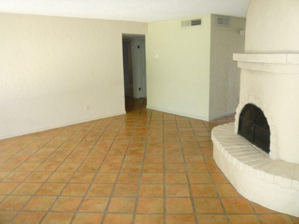 3911 S Pine St., Tempe, AZ 85282