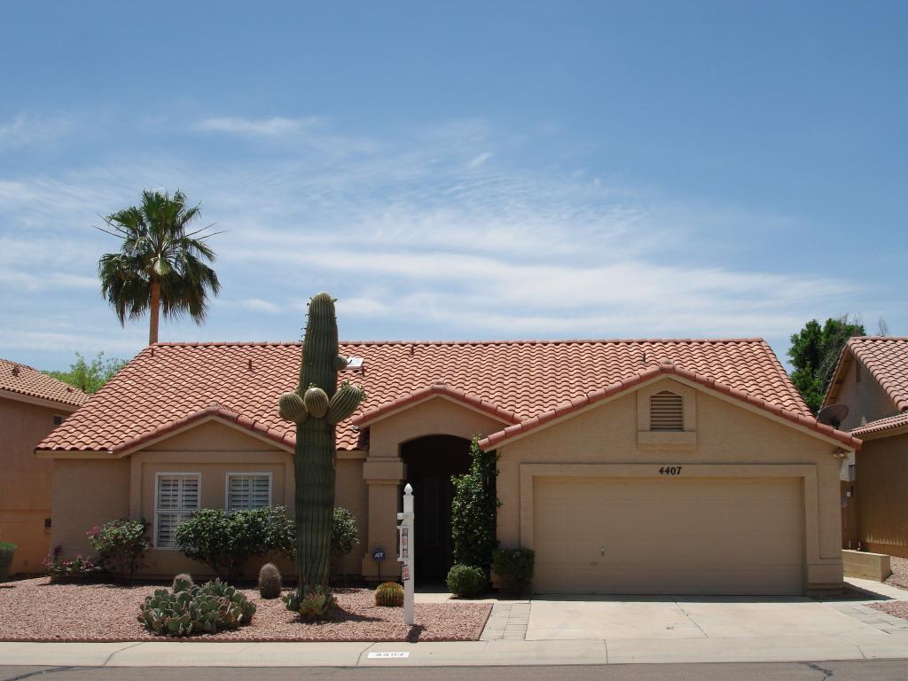 4407 E Ute St., Phoenix, AZ 85044