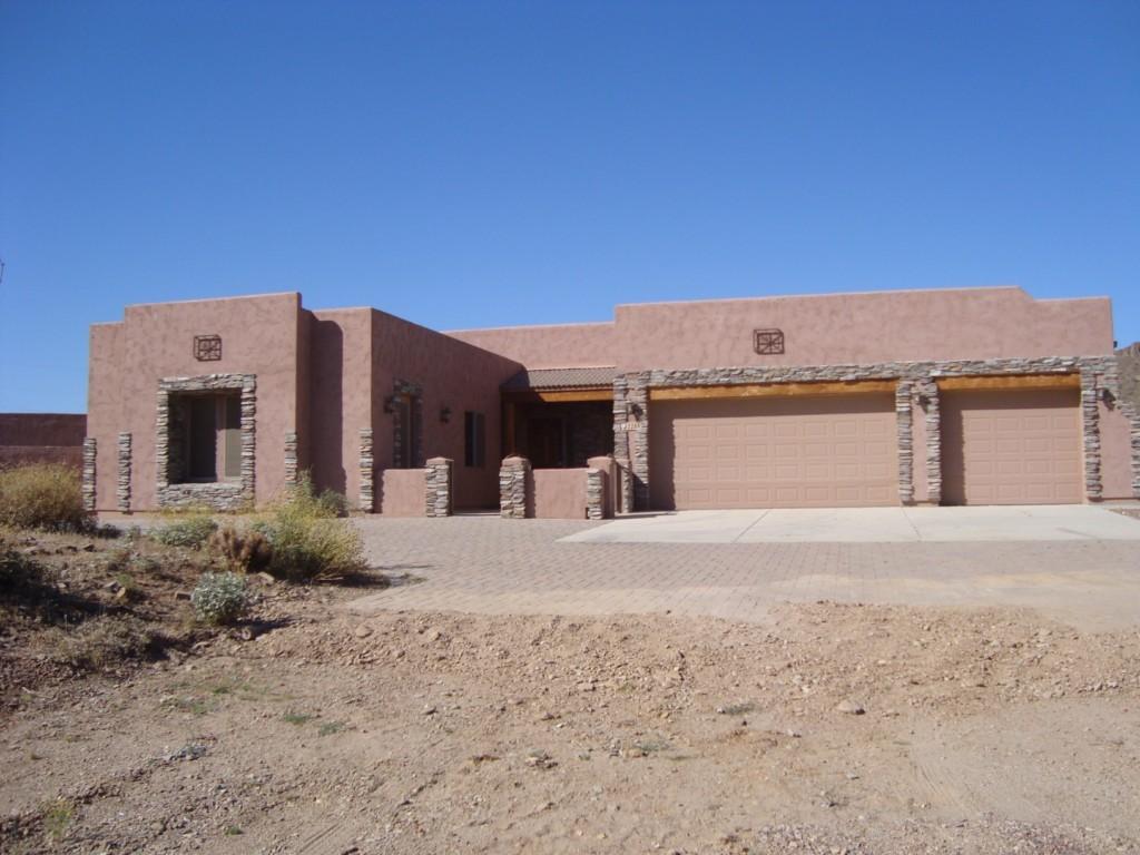 226 W Blue Wash Rd., New River, AZ 85087