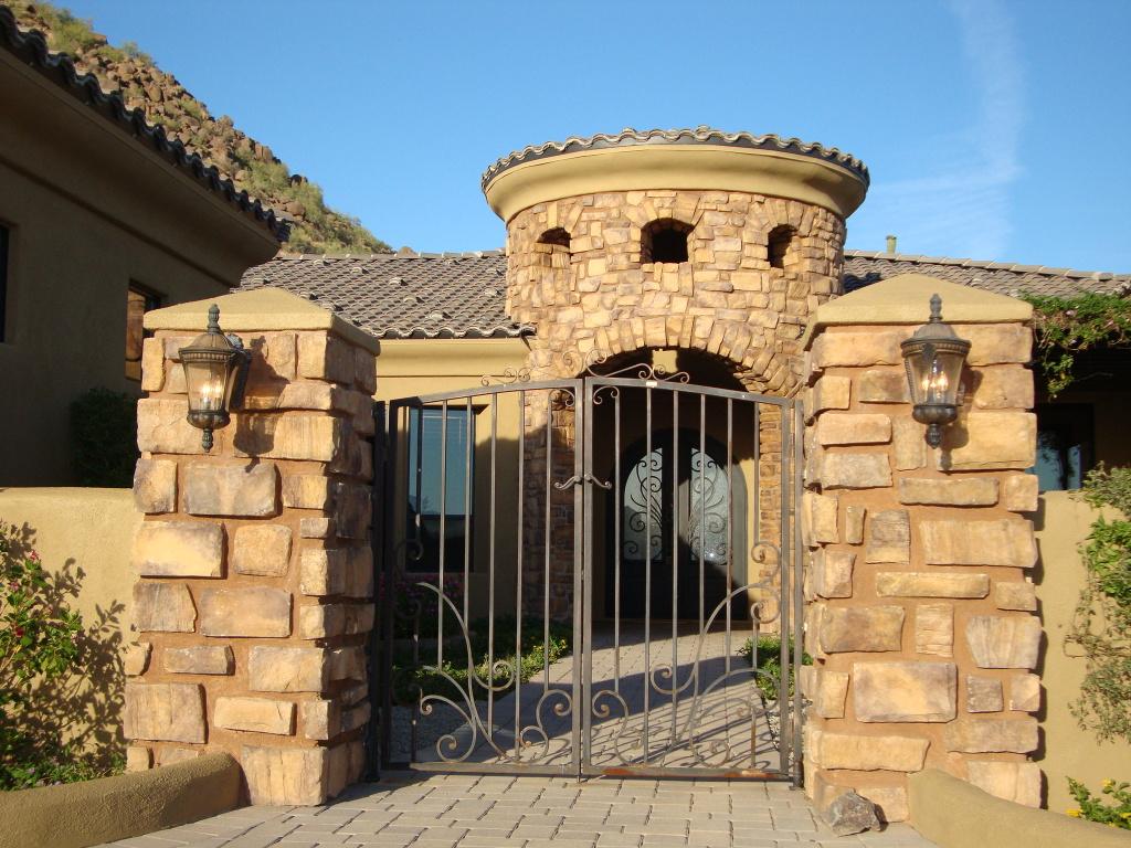 2731 N 90th St., Mesa, AZ 85207