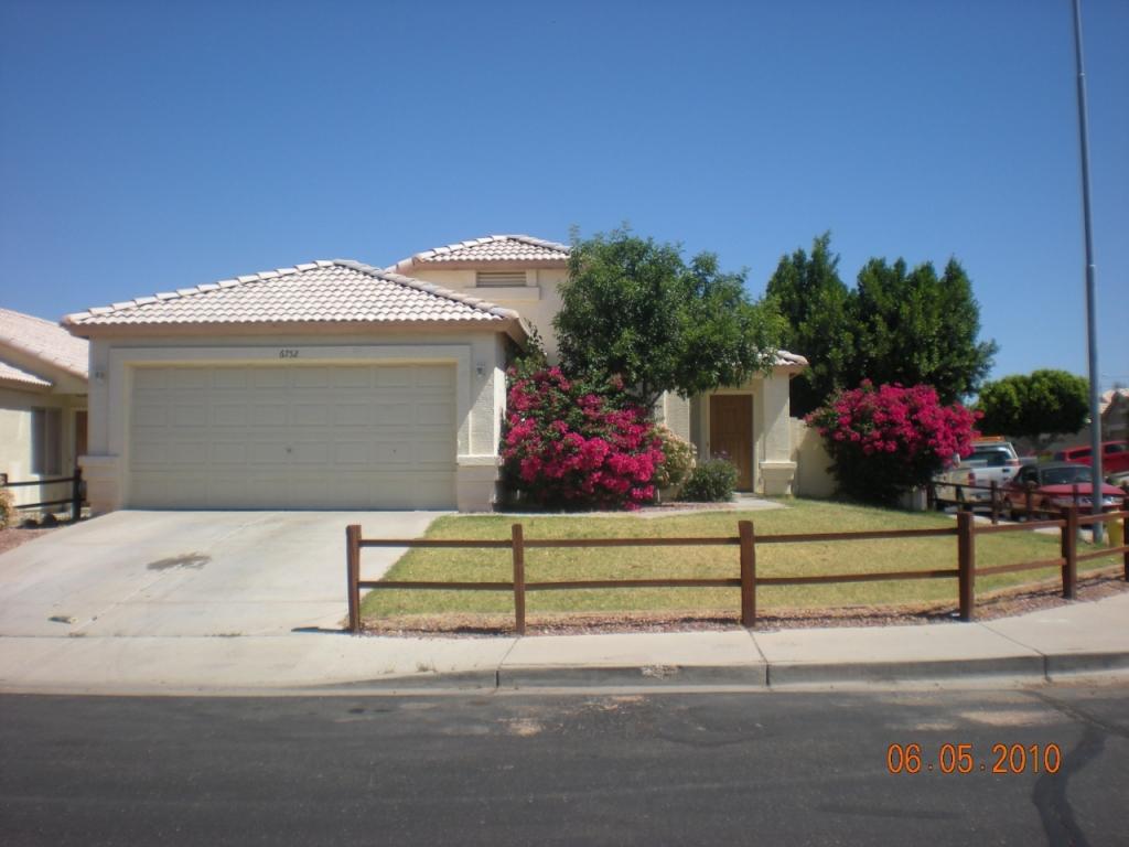 6752 E Melrose St., Mesa, AZ 85215