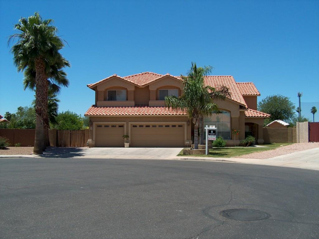2010 S Sterling Cir., Mesa, AZ 85209