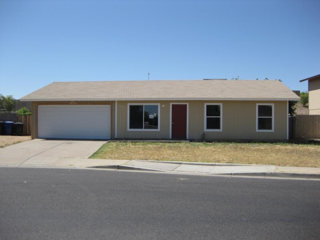 2757 E Hopi Ave., Mesa, AZ 85204