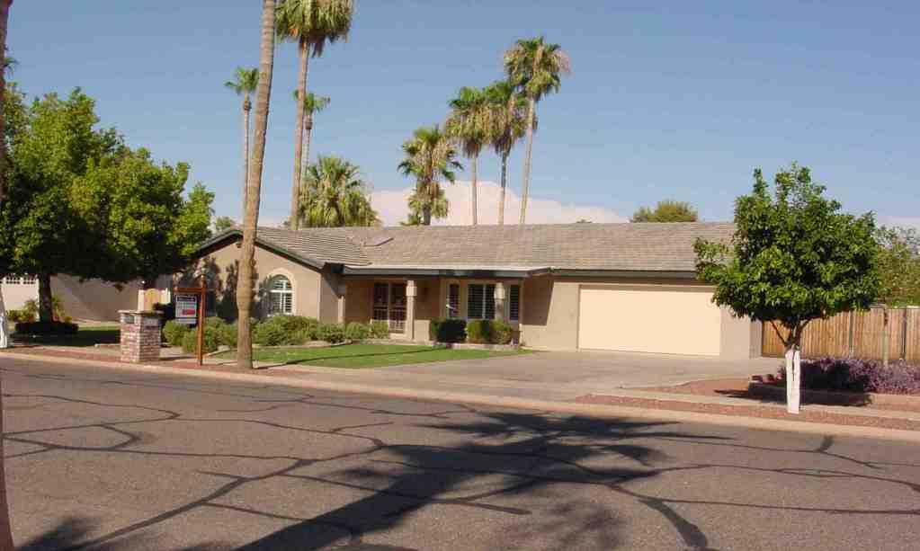 1123 N Villa Nueva Dr., Litchfield Park, AZ 85340