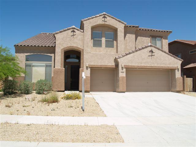 2208 W Red Range Way, Phoenix, AZ 85085