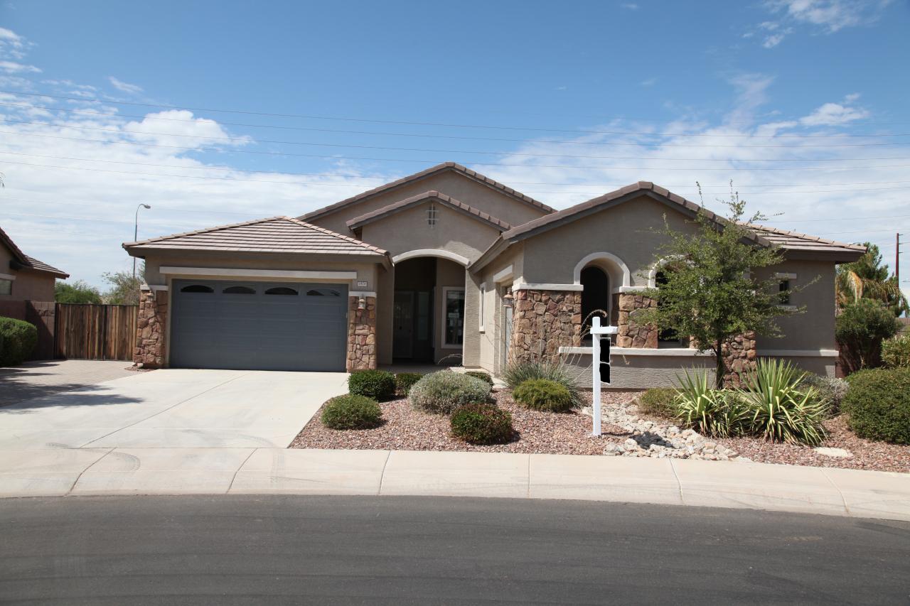 1970 E Yellowstone Pl., Chandler, AZ 85249