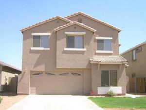 408 E Christopher St., San Tan Valley, AZ 85140