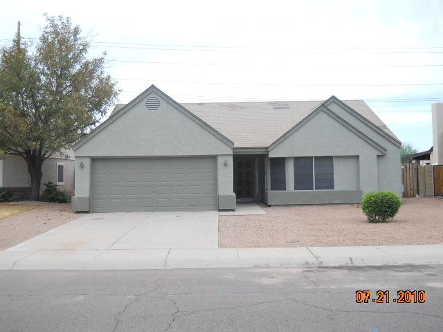 4913 W Mcrae Way, Glendale, AZ 85308