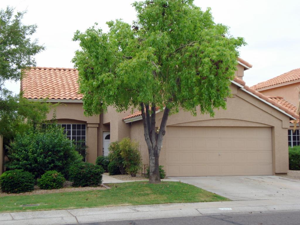 3237 E Glenhaven Dr., Phoenix, AZ 85048