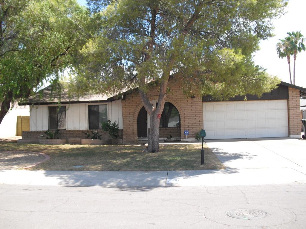 3237 W Muriel Dr., Phoenix, AZ 85053