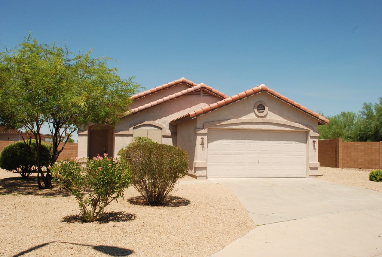 1120 S Valley Dr., Apache Junction, AZ 85120