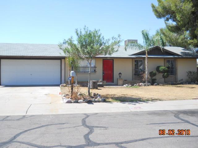 1615 W Bluefield Ave., Phoenix, AZ 85023