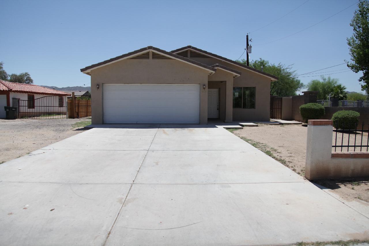 505 E Alta Vista Rd., Phoenix, AZ 85042