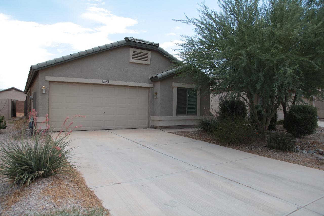 3929 E Rock Dr., San Tan Valley, AZ 85143