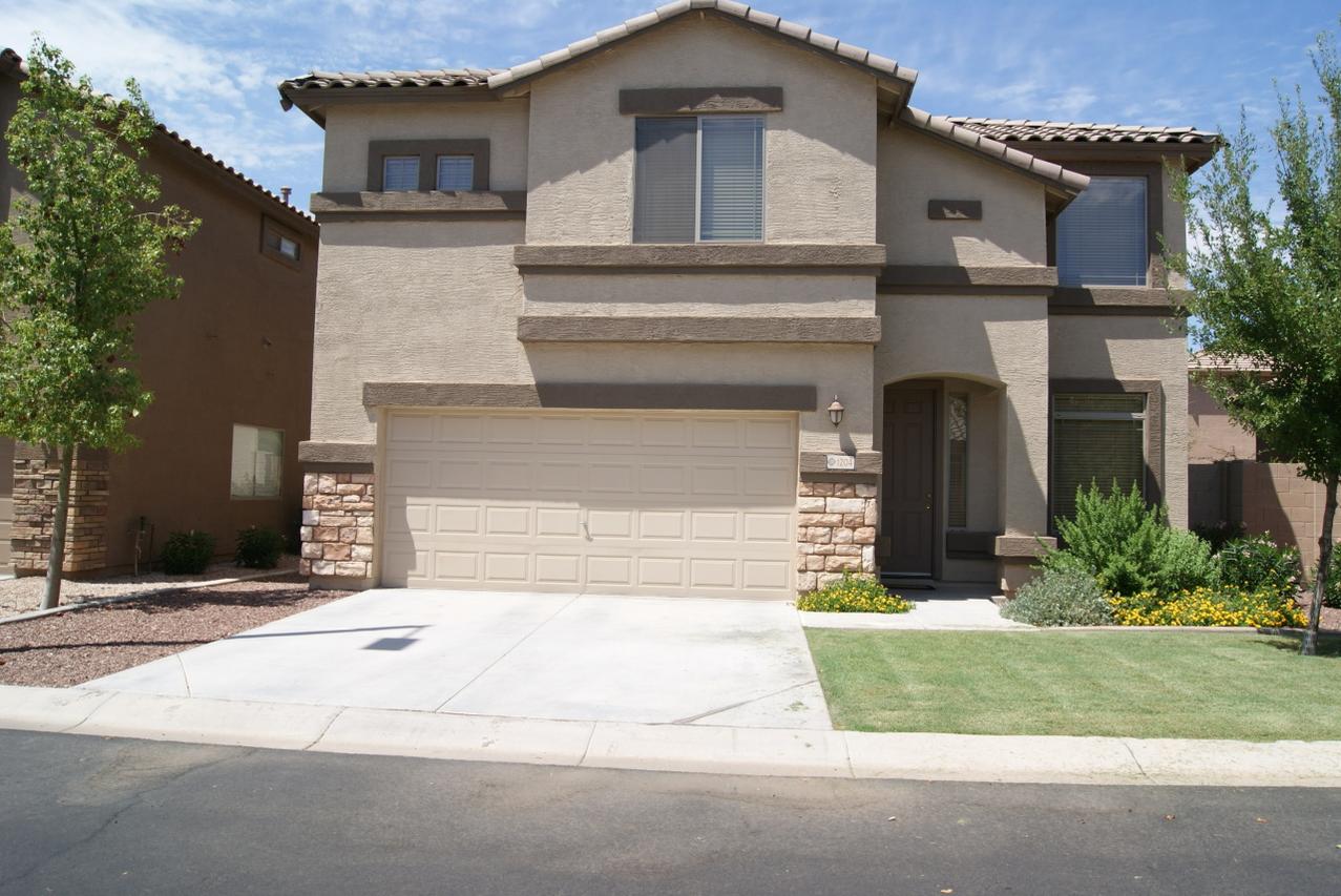 1204 S Roger Way, Chandler, AZ 85286