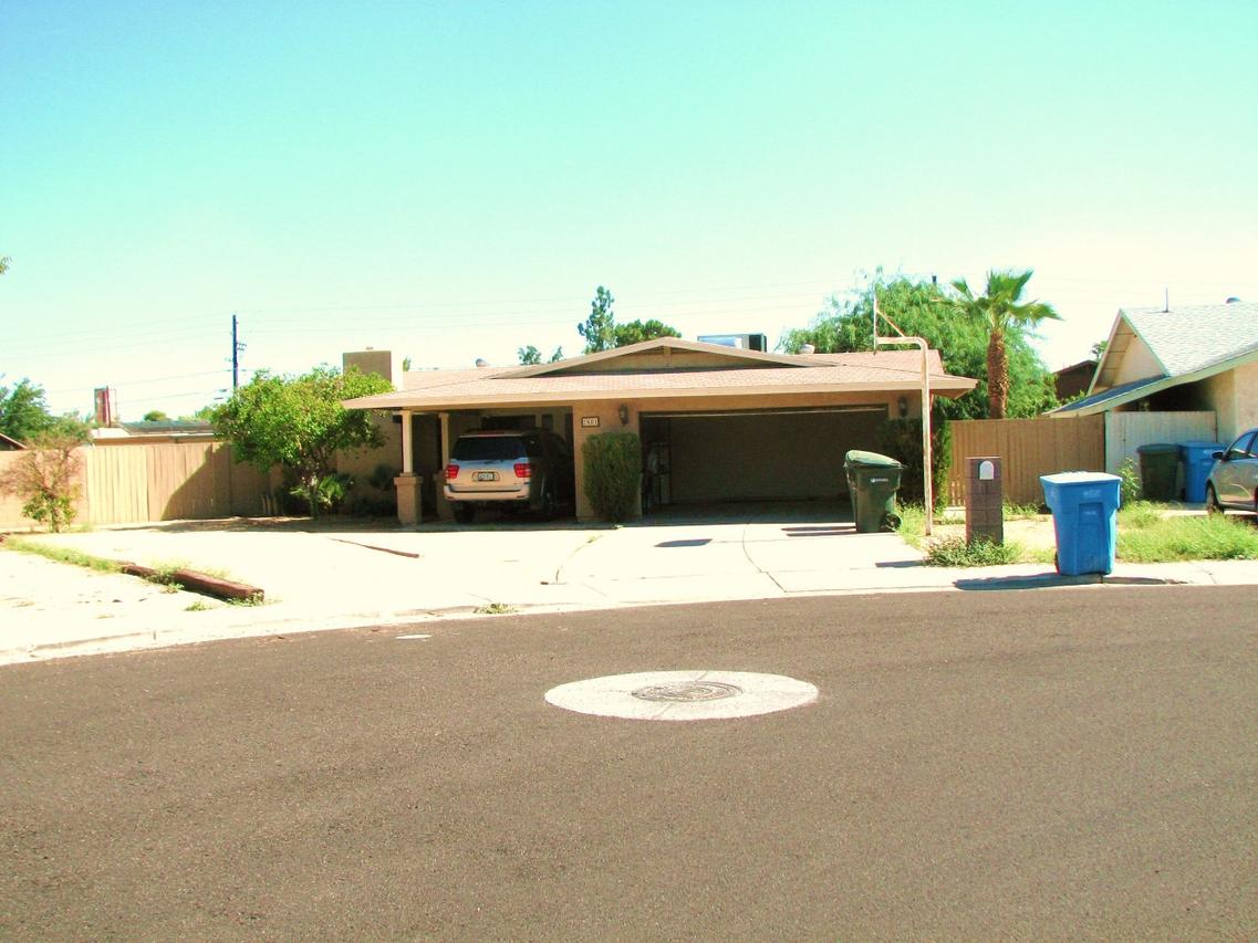 2801 W Vista Ave., Phoenix, AZ 85051