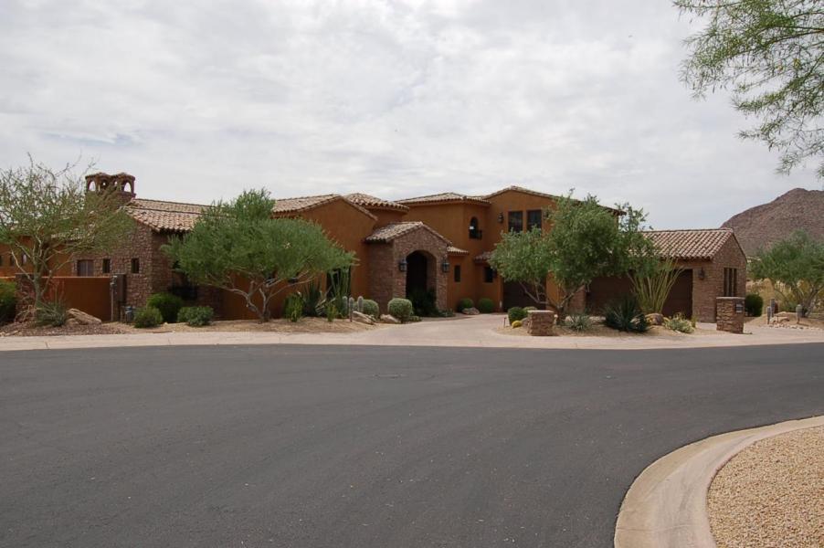 13885 E Yucca St., Scottsdale, AZ 85259