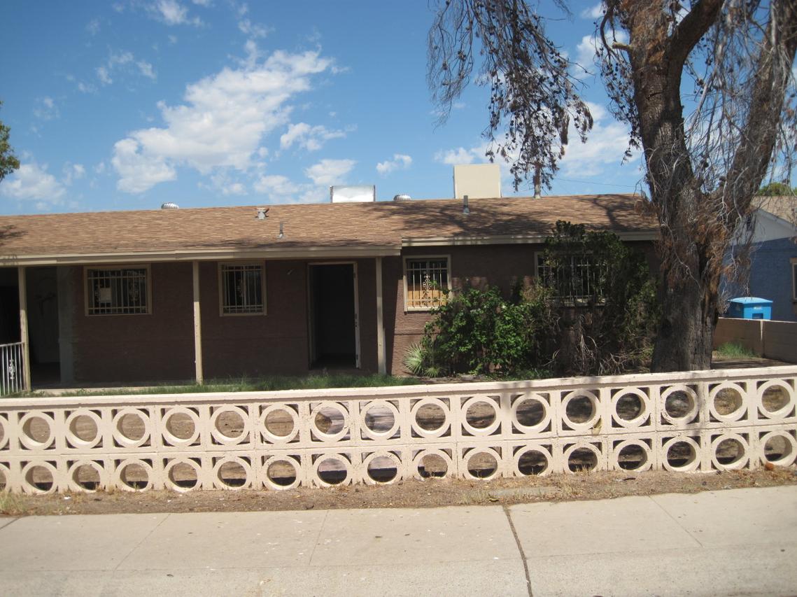 5719 S 21st Ave., Phoenix, AZ 85041