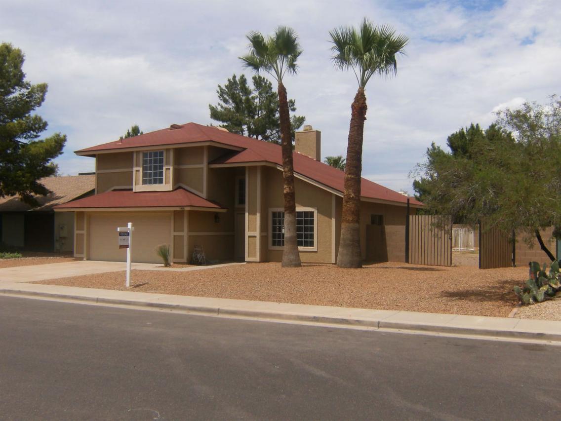 1040 E Ivyglen St., Mesa, AZ 85203