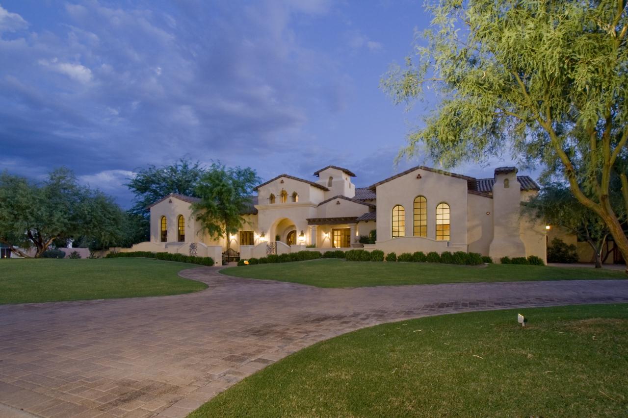 8585 E Sweetwater Ave., Scottsdale, AZ 85260