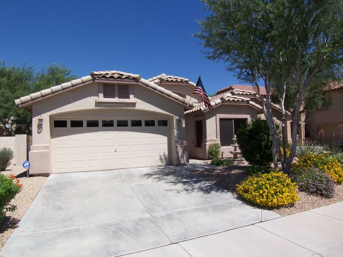 2420 W Straight Arrow Ln., Phoenix, AZ 85085