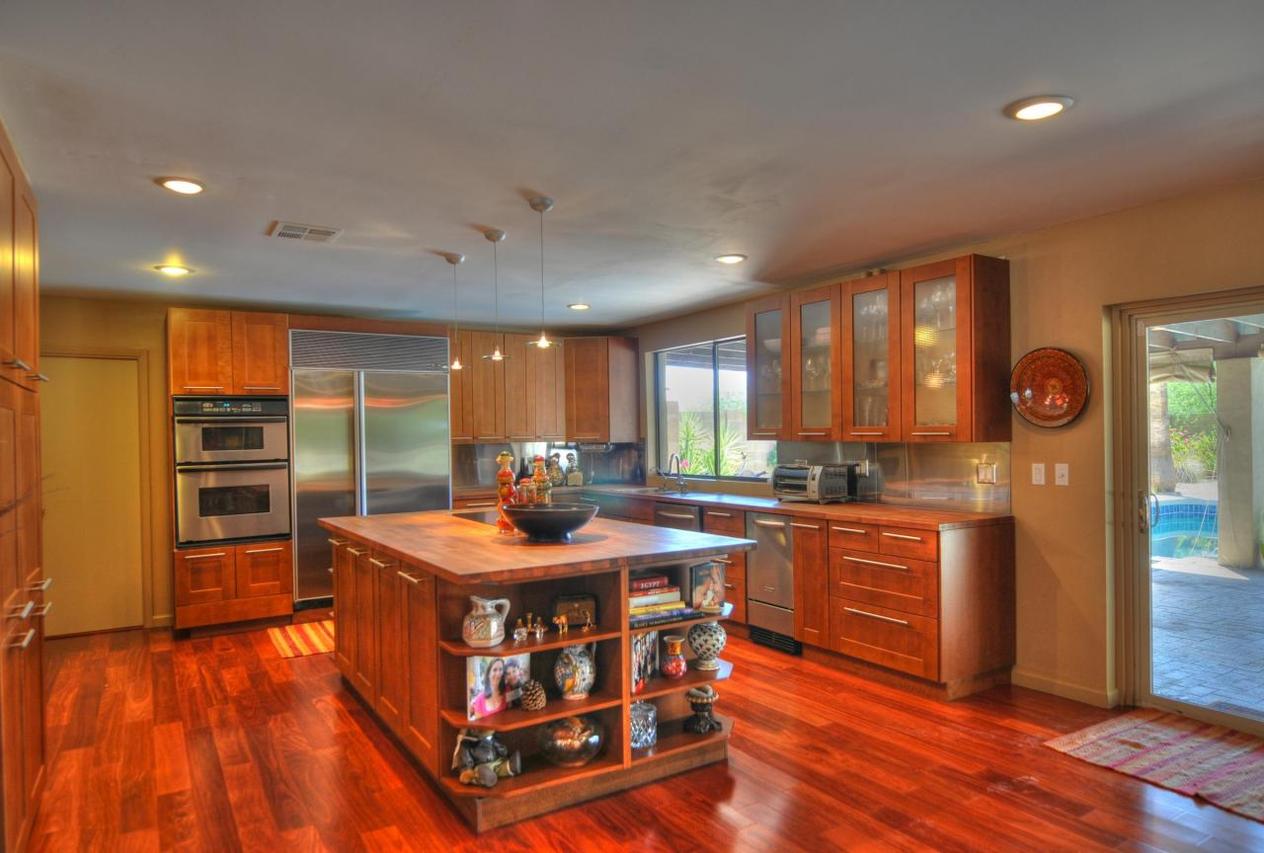 7724 E Sutton Dr., Scottsdale, AZ 85260