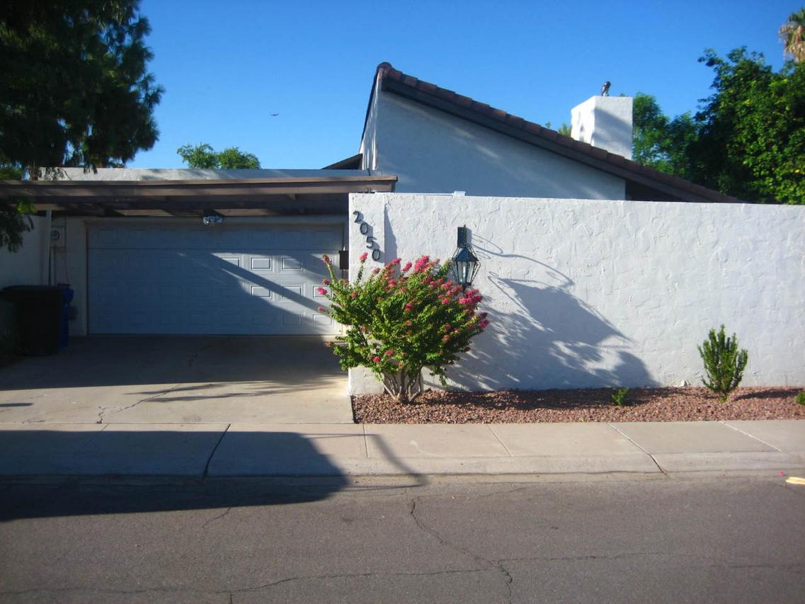 2050 E Balboa Dr., Tempe, AZ 85282