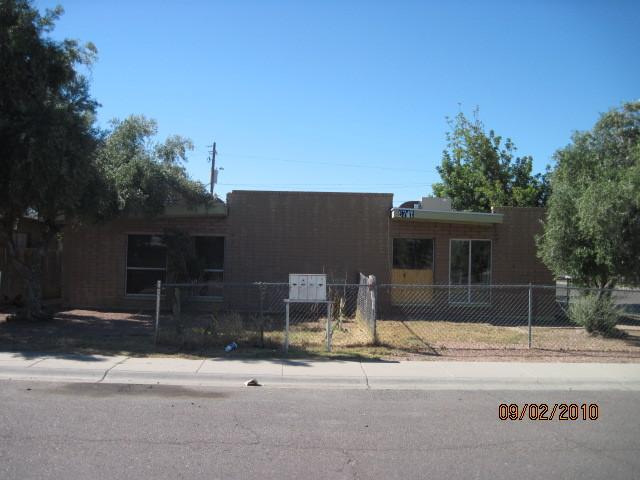 6749 W Palmaire Ave., Glendale, AZ 85303