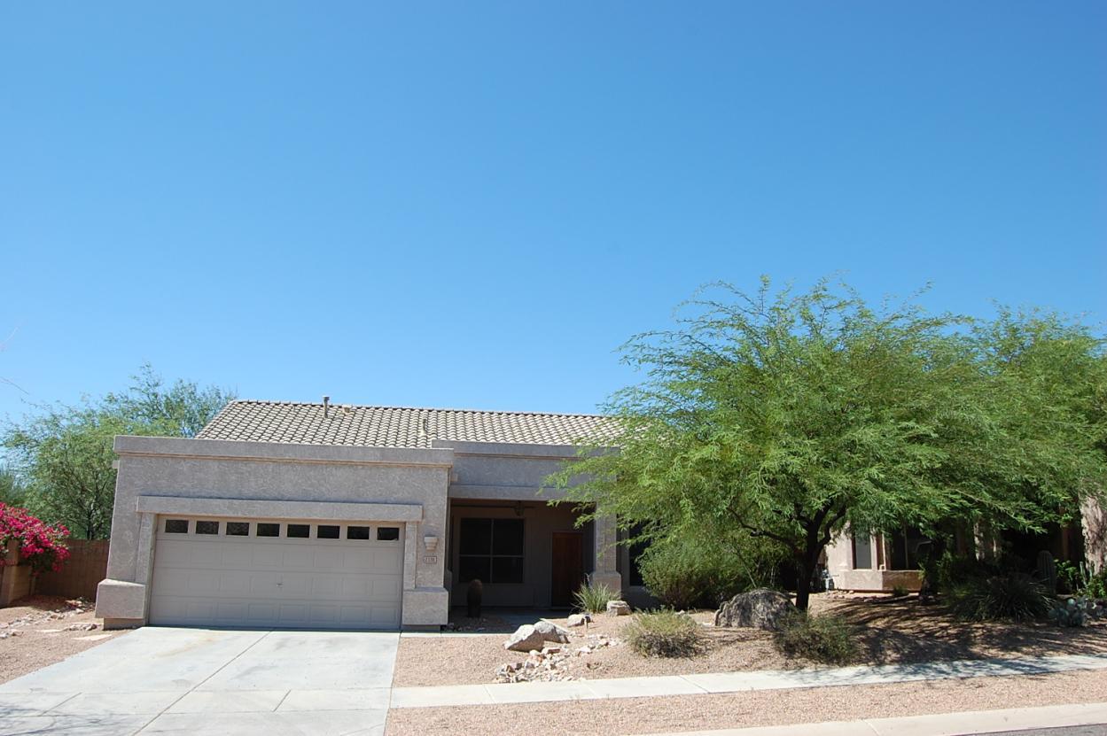 2338 N Azurite Cir., Mesa, AZ 85207