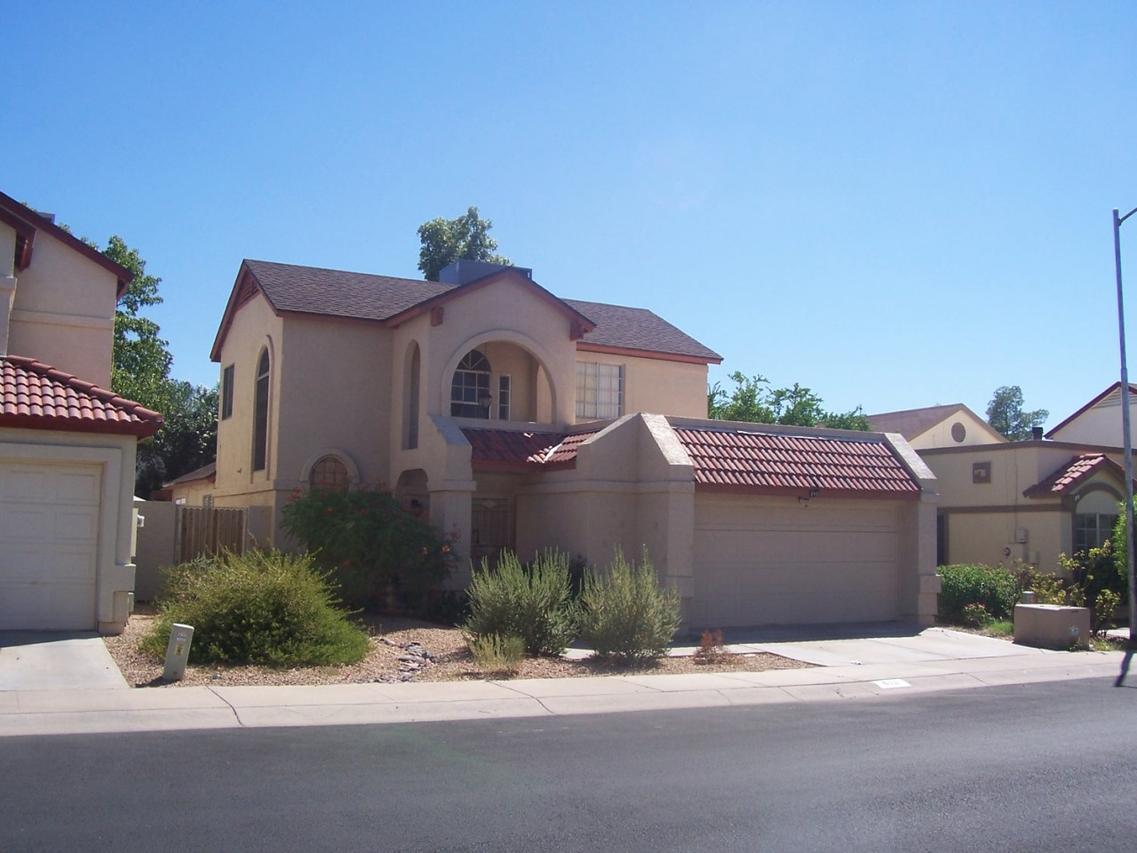 413 E Kristal Way, Phoenix, AZ 85024