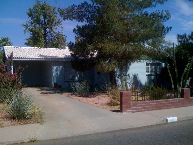 3734 E Sheridan St., Phoenix, AZ 85008