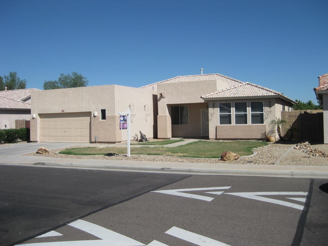 8644 W Jenan Dr., Peoria, AZ 85345