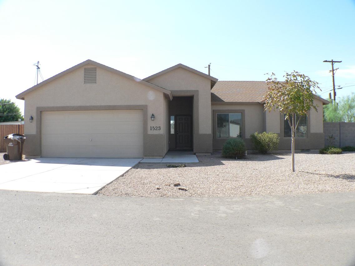 1523 S Cedar Dr., Apache Junction, AZ 85120