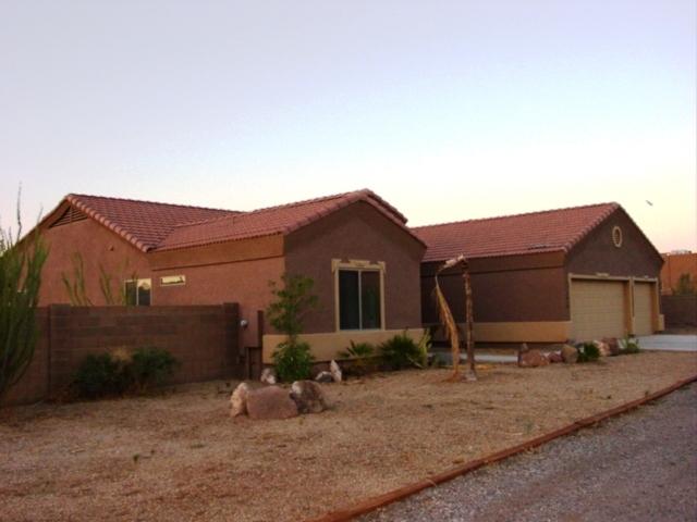1018 E Circle Mountain Rd., New River, AZ 85087