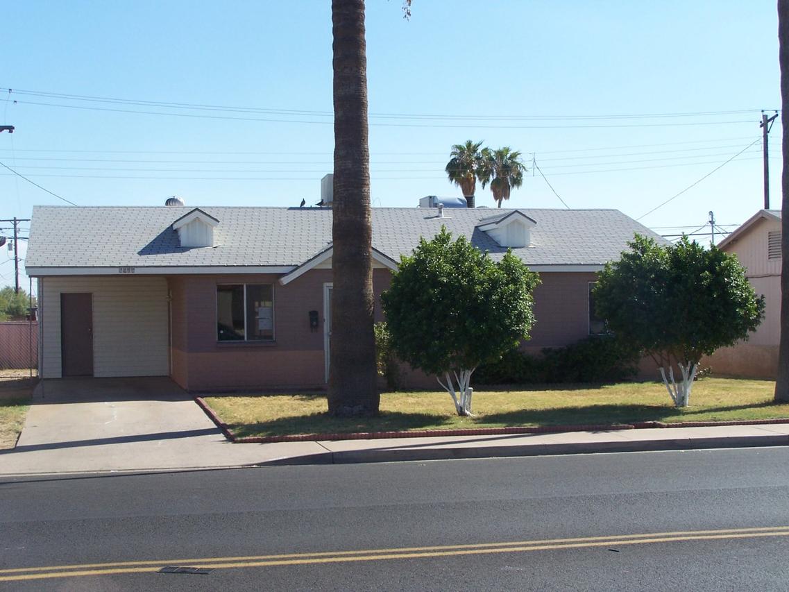 5933 W Osborn Rd., Phoenix, AZ 85033