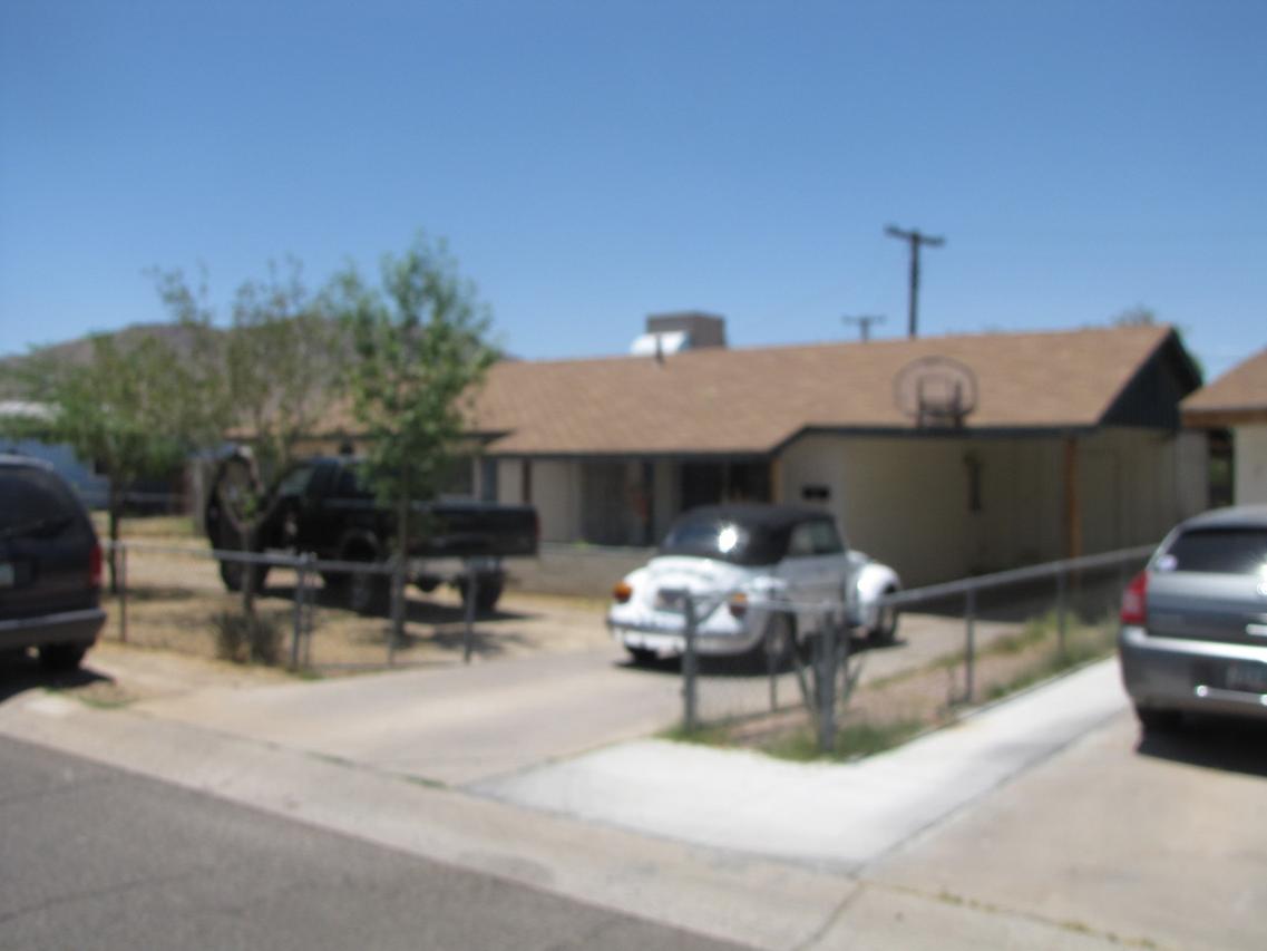 9412 S 8th Ave., Phoenix, AZ 85041